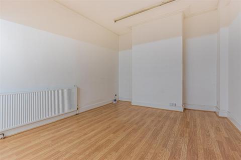 Property to rent, Lower Cathedral Road, Cardiff CF11