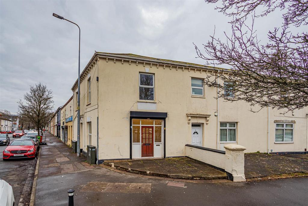 Lower Cathedral Road 33-1.jpg