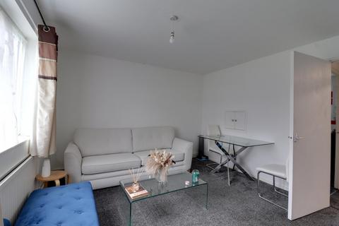 1 bedroom apartment for sale,  Torquay Crescent, STEVENAGE SG1