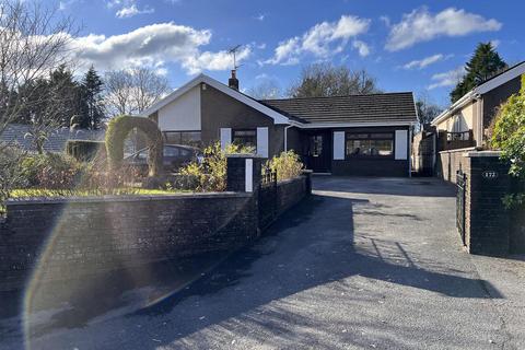 3 bedroom detached bungalow for sale, Hendre Road, Capel Hendre, Ammanford