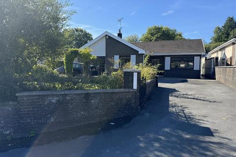 3 bedroom detached bungalow for sale, Hendre Road, Capel Hendre, Ammanford