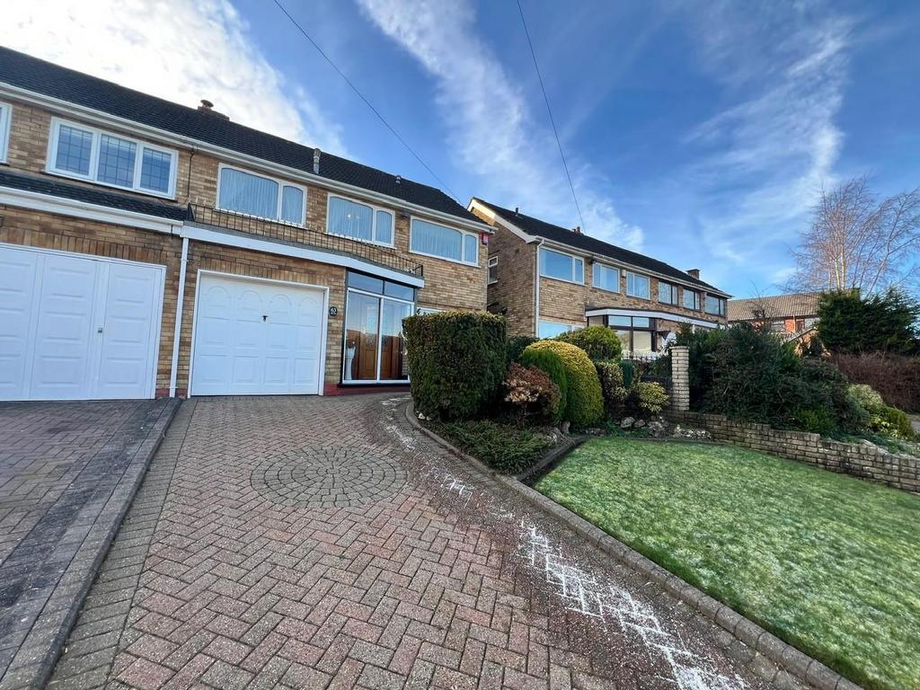 Bankside Crescent, Streetly 3 bed semidetached house for sale £350,000