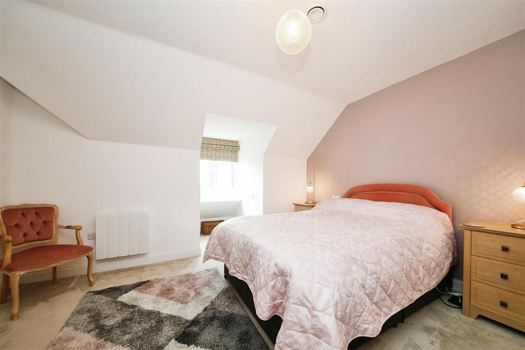 Second bedroom.jpg