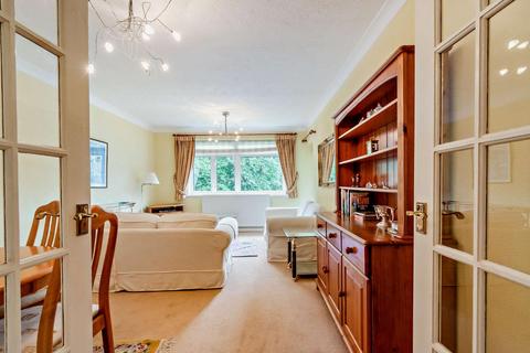 2 bedroom flat for sale - Durham Road, Bromley