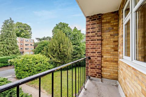 Flat 5, 1 Durham Road, Bromley, BR2 0SG
