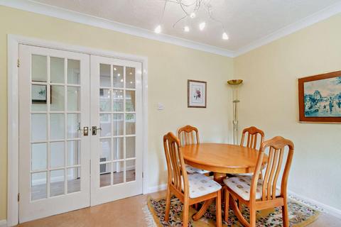 Flat 5, 1 Durham Road, Bromley, BR2 0SG