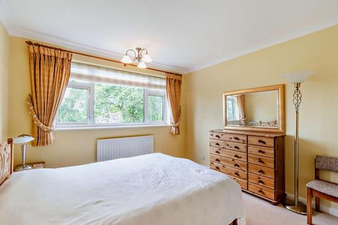 Flat 5, 1 Durham Road, Bromley, BR2 0SG