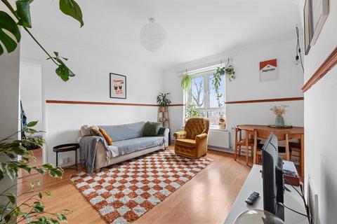 Flat 18, Wentwood House Upper Clapton Road, London, E5 9BY