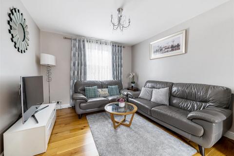 3 bedroom property for sale, Villiers Road, London, NW2