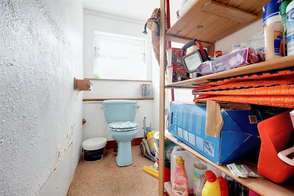 Ground Floor w.c.