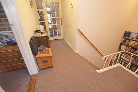 2 bedroom semi-detached house for sale, Lonsdale Drive, Gillingham