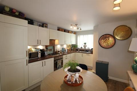 3 bedroom terraced house for sale, Vallum Place, Throckley, Newcastle Upon Tyne