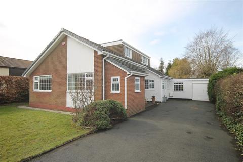 4 bedroom detached bungalow for sale - The Rise, Darras Hall, Ponteland, Newcastle Upon Tyne