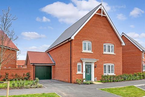 4 bedroom detached house for sale, Dovehouse Field, Braintree