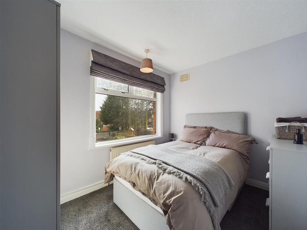 Bedroom: