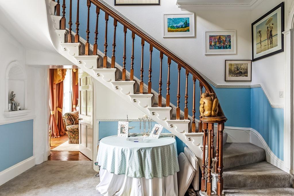 Ballands-Hall-21.jpg