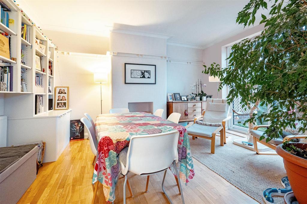 Dining Room Aspect 3