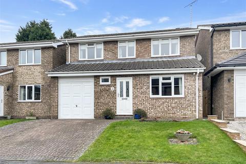 93 Avon Drive, Congleton, CW12 3RG