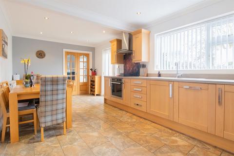 4 bedroom detached house for sale, Rupert Kettle Drive, Bishops Itchington, Southam