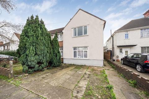 3 bedroom end of terrace house for sale, The Alders, Hounslow
