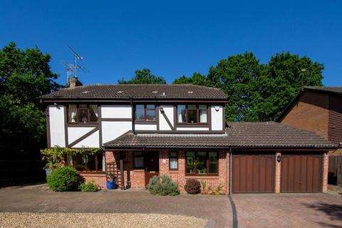 4 bedroom detached house for sale, Cox Grove, Burgess Hill
