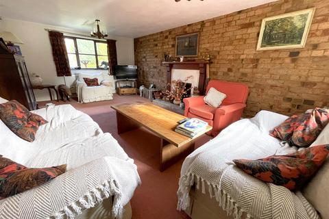 3 bedroom barn conversion for sale, Marsh Court, Bottesford