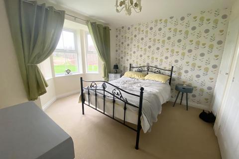 4 bedroom townhouse for sale - Frank Large Walk, St. Crispin, Northampton NN5