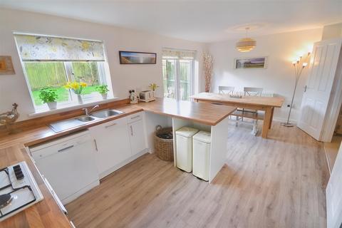 4 bedroom detached house for sale, Cae Tyddyn, Narberth