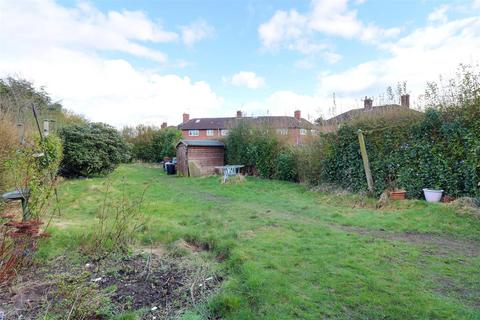 3 bedroom semi-detached house for sale - Moss Fields, Alsager