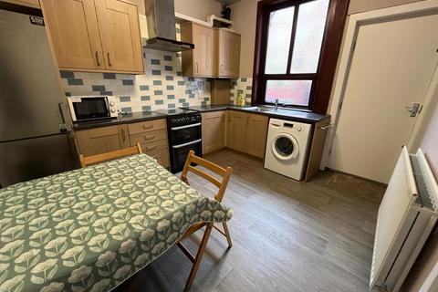 2 bedroom terraced house for sale, Queen Street, Ashton-Under-Lyne OL6