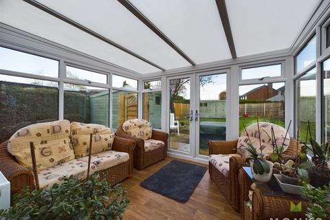 3 bedroom semi-detached bungalow for sale - Whitefriars, Oswestry
