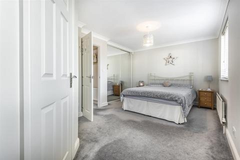 1 Keble Road, Chandler's Ford, Eastleigh, SO53 3DR