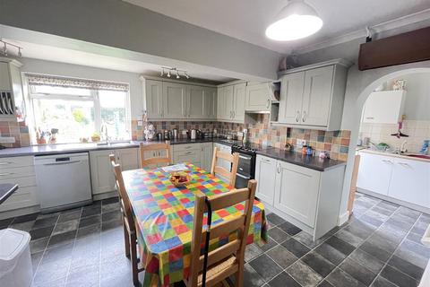 4 bedroom detached house for sale, Hale Road, Fordingbridge SP6