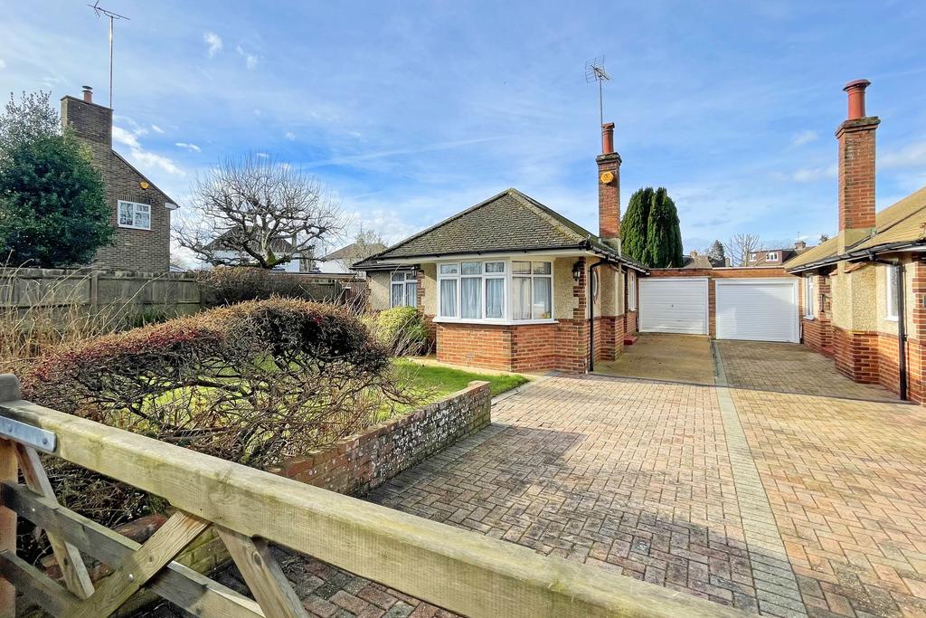 Orchard Lane, Hassocks, West Sussex... 3 bed bungalow for sale £725,000