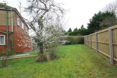 3 bedroom semi-detached house for sale, Haven Avenue, Brough