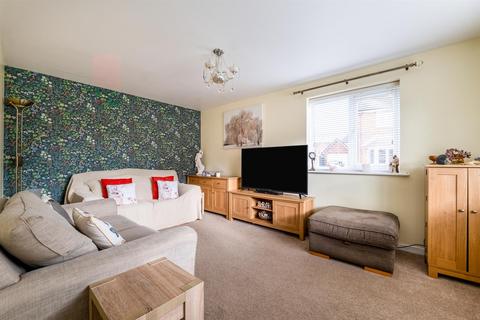 5 bedroom detached house for sale - Snaffle Way, Evesham