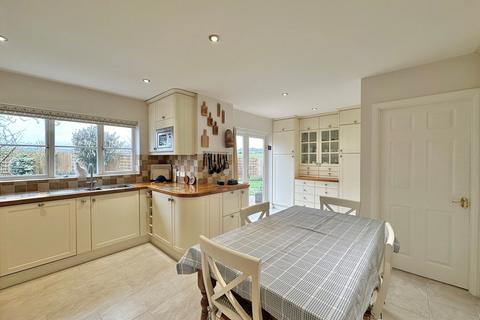 4 bedroom detached house for sale, Sycamore Lane, Burghill, Hereford, HR4