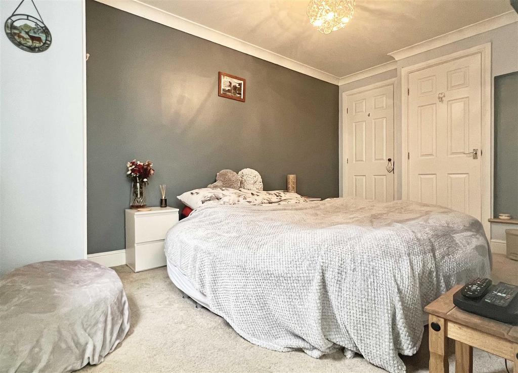 Play Room Bed 4 b.jpg