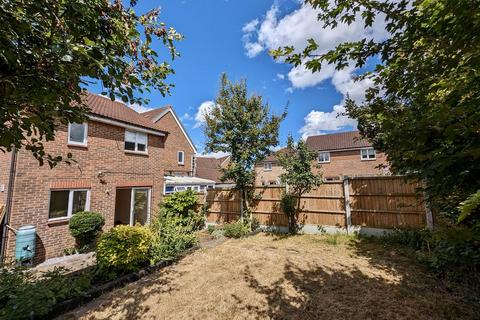3 bedroom semi-detached house for sale, Farthing Close, Braintree