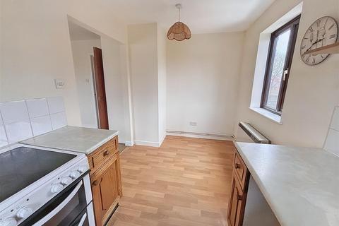 2 bedroom apartment for sale - New Road, Gillingham