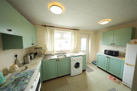 2 bedroom end of terrace house for sale - Westlands Road, Hull