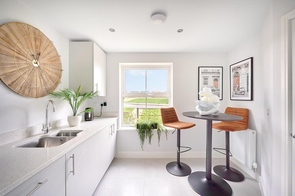 Fully fitted kitchen with breakfast area