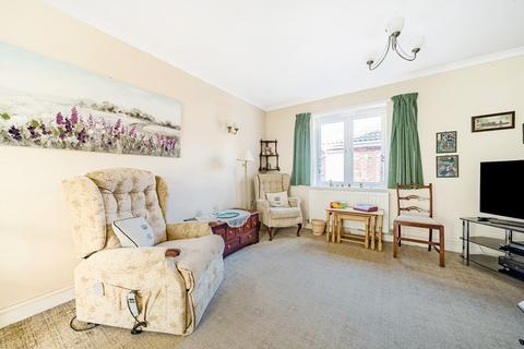 2 bedroom detached bungalow for sale, Kings Road, Flitwick, MK45
