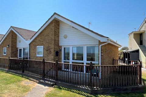 2 bedroom chalet for sale - Waterside Holiday Park, The Street, Corton, Lowestoft