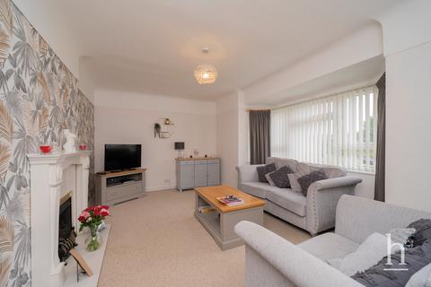 2 bedroom flat for sale - Fornalls Green Lane, Meols CH47