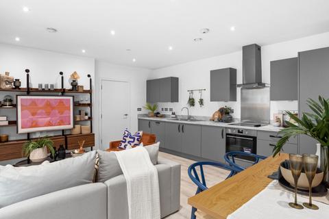 3 bedroom flat for sale, Plot Grenada House - 696, at L&Q at Beam Park Halewood Way, Rainham RM13