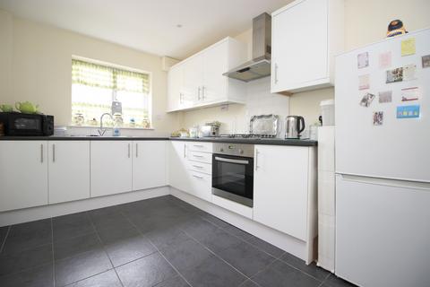 3 bedroom end of terrace house for sale - The School Close, Westgate