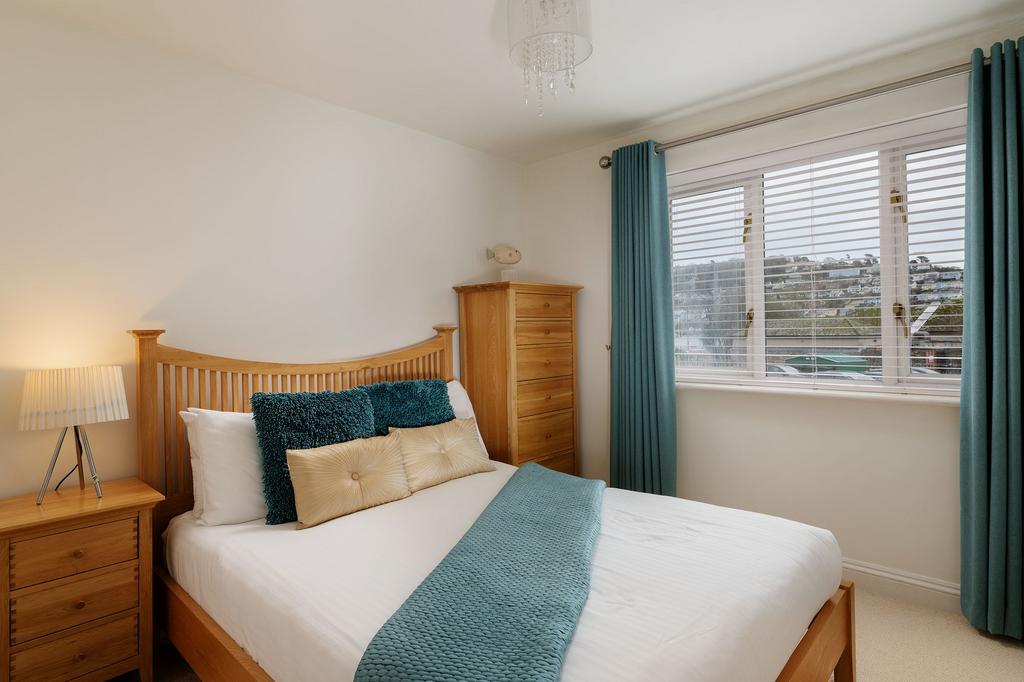 16 Dartmouth House, Dartmouth Bedroom 2