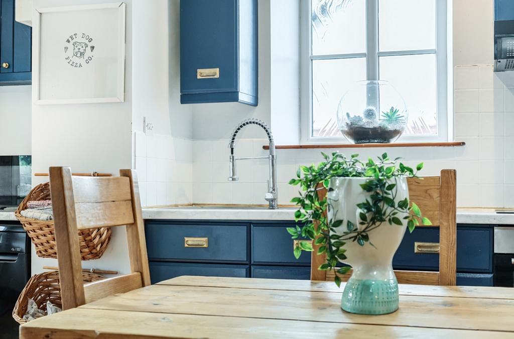 Kitchen - Matt Bowyer Ewemove Whitchurch and Nantw