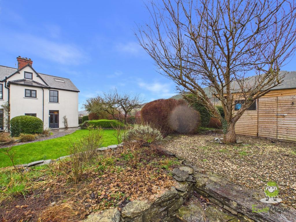 Garden looking back to house - Charlotte Thomasson